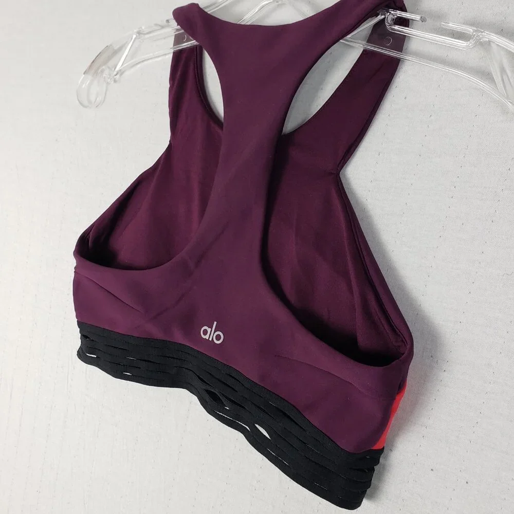 Alo Yoga Endear Sports Bra Colorblock size S Athleisure Gym